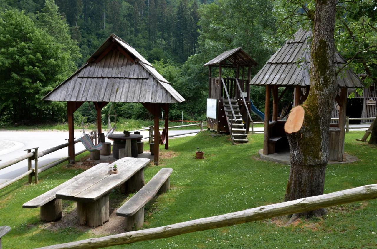 Farm Stay Loger Ljubno エクステリア 写真